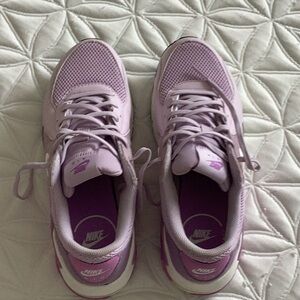 Nike air max lavender size 9
